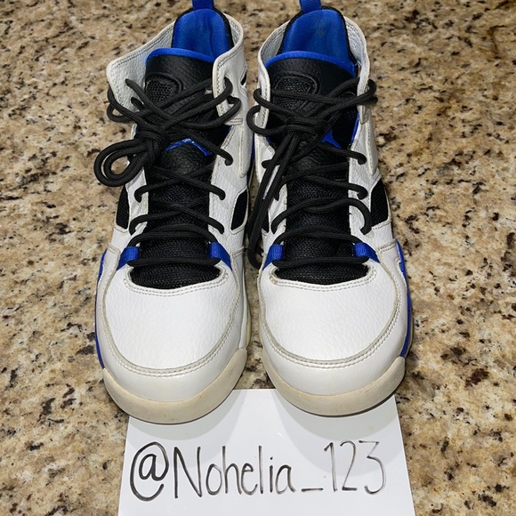 jordan 13 hyper royal flight club